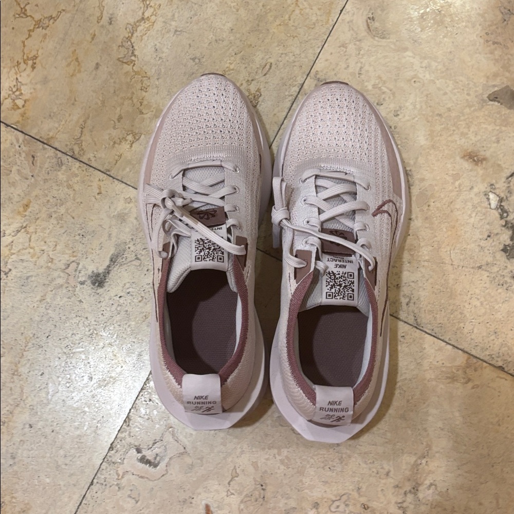 Nike Interact Run